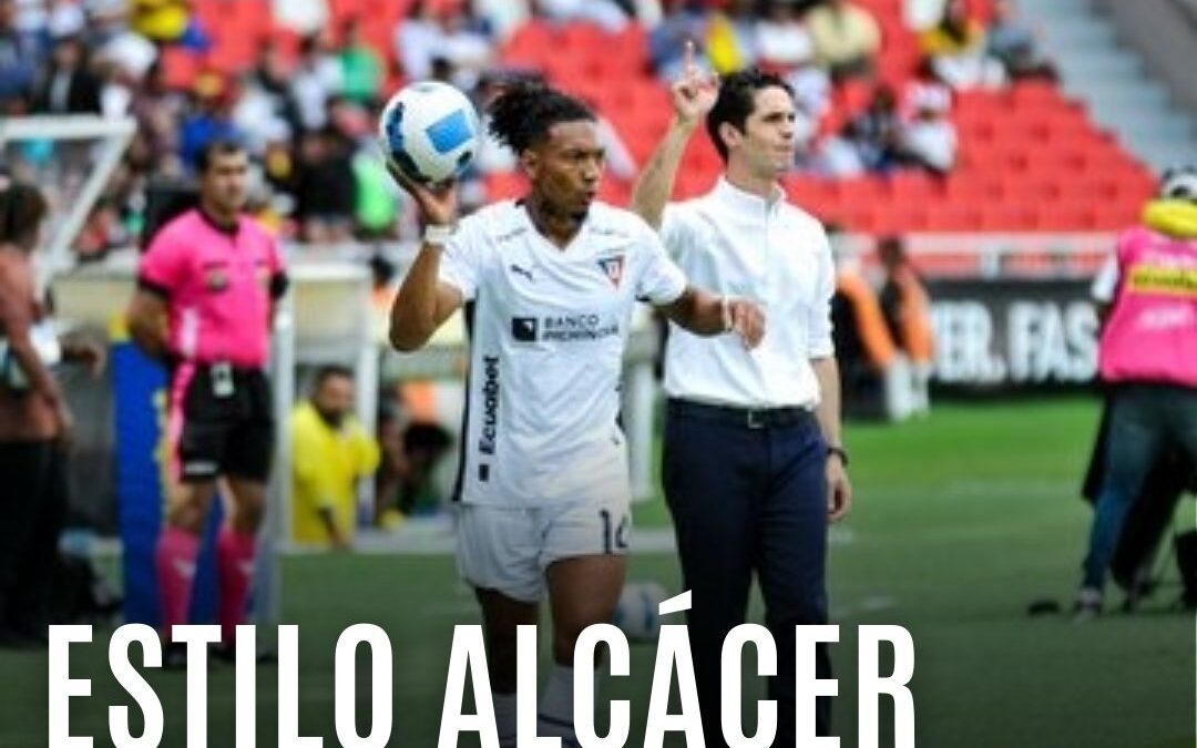 Hinchas de LDU. ¿Te agrada el estilo táctico de Alcácer?