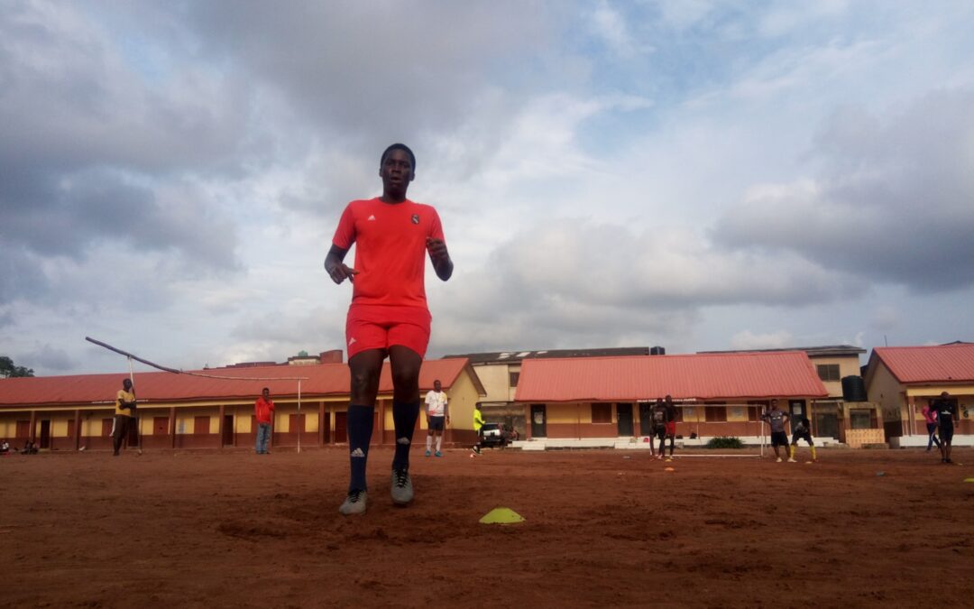 William Pacho podría llegar al fútbol inglés