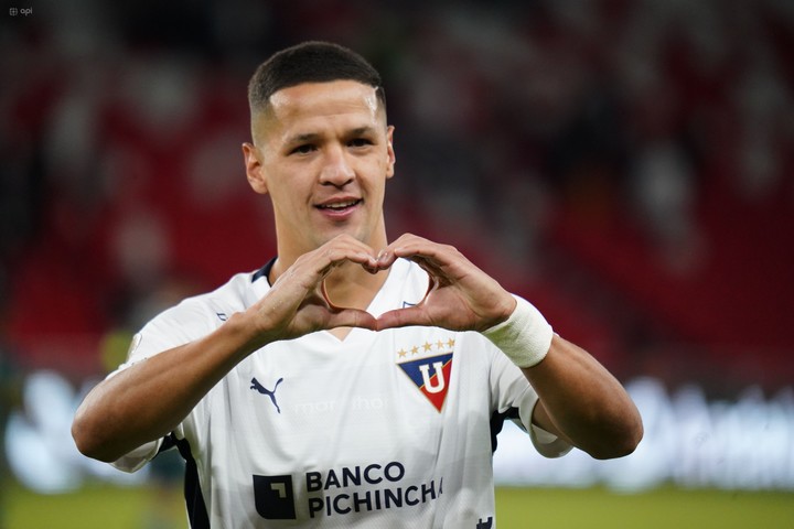El goleador «Albo» quiere quedarse en LDU.