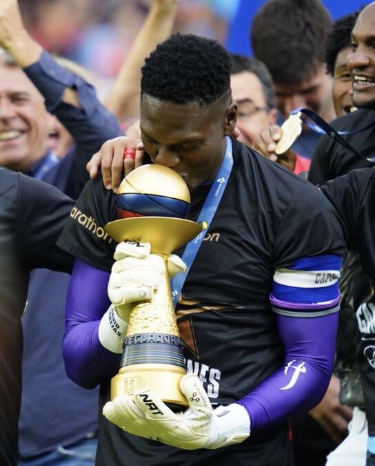 LA HISTORIA DEL GOLERO CAMPEON CON EL NACHO