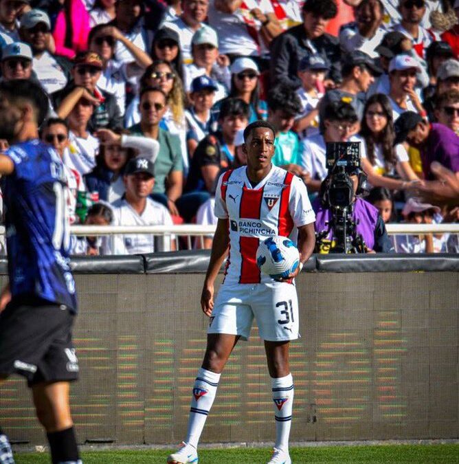 «La dinastía De La Cruz sigue en el Albo»