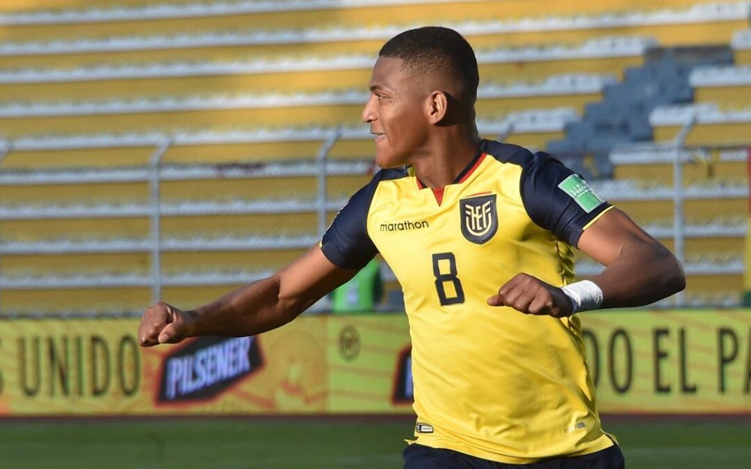 LDU. “Apunta a un grueso tricolor”  