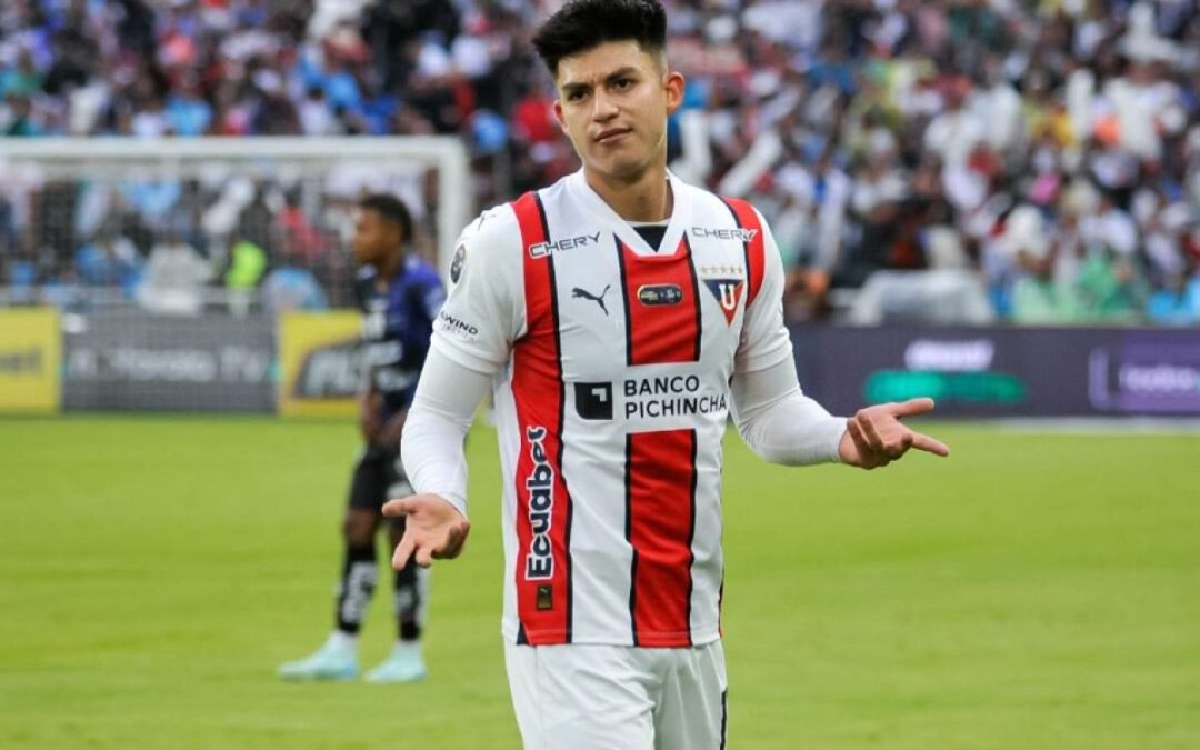 LDU no quiere soltarlo a Villa