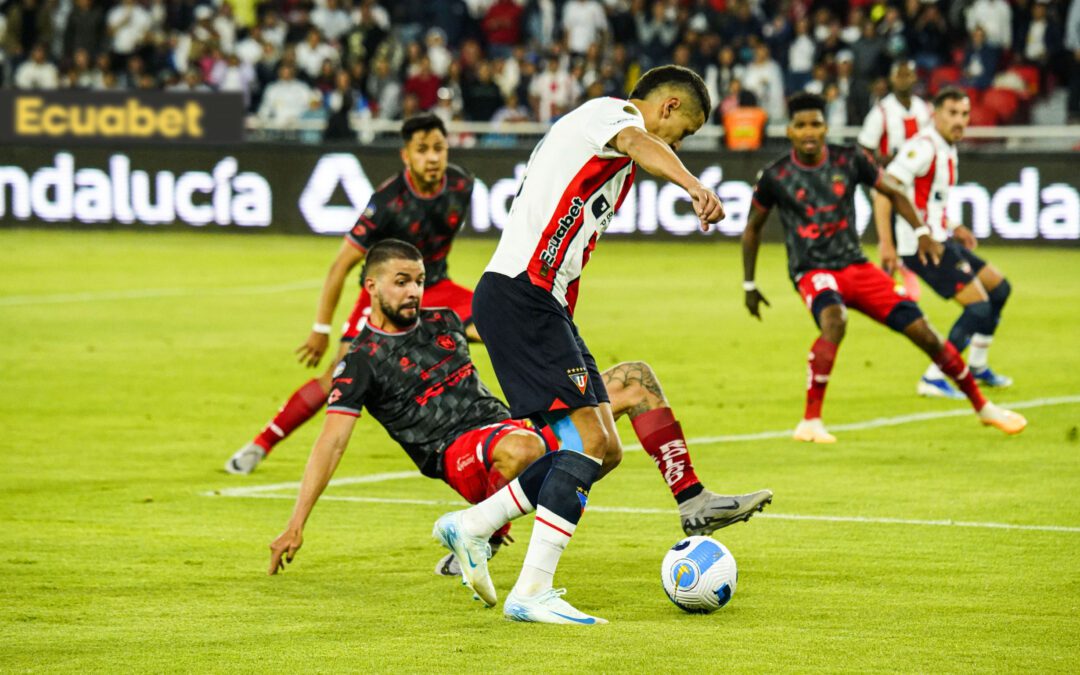 «Semana de super campeones en Ecuador»
