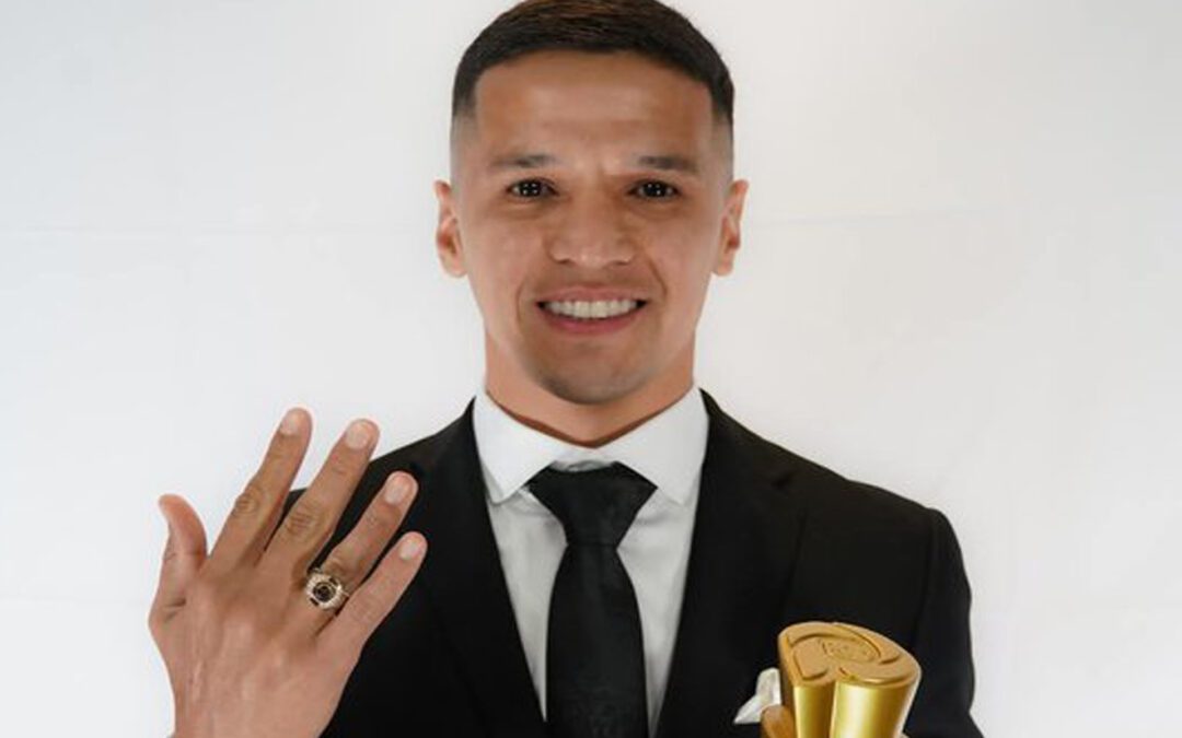 «Y SIGUE LA NOVELA DEL GOLEADOR EL PRO»
