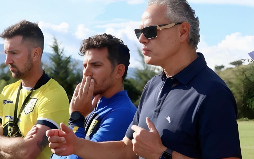 E. Paz se une a la protesta contra el manejo de la FEF