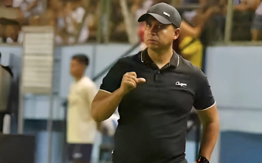 Juan Pablo Buch busca «camello»
