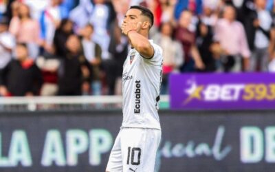 Tiago le llamó la atención al 10 Albo