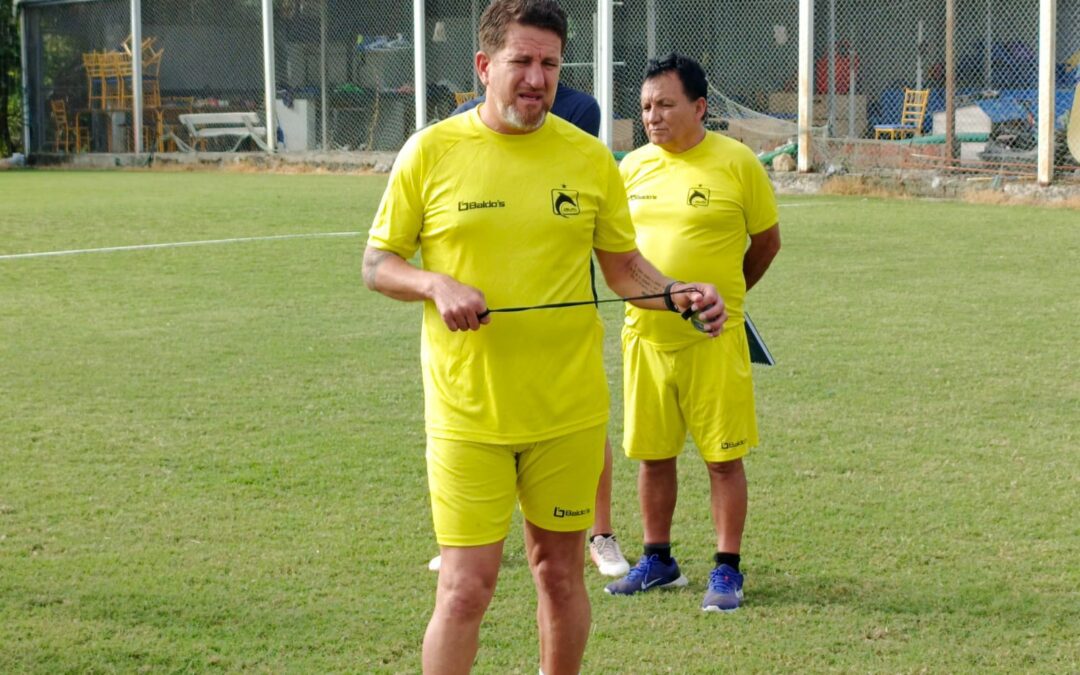 «El Pato Urrutia con el corazón dividido el domingo»