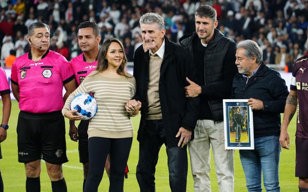 Para tenerlo presente siempre al Patón