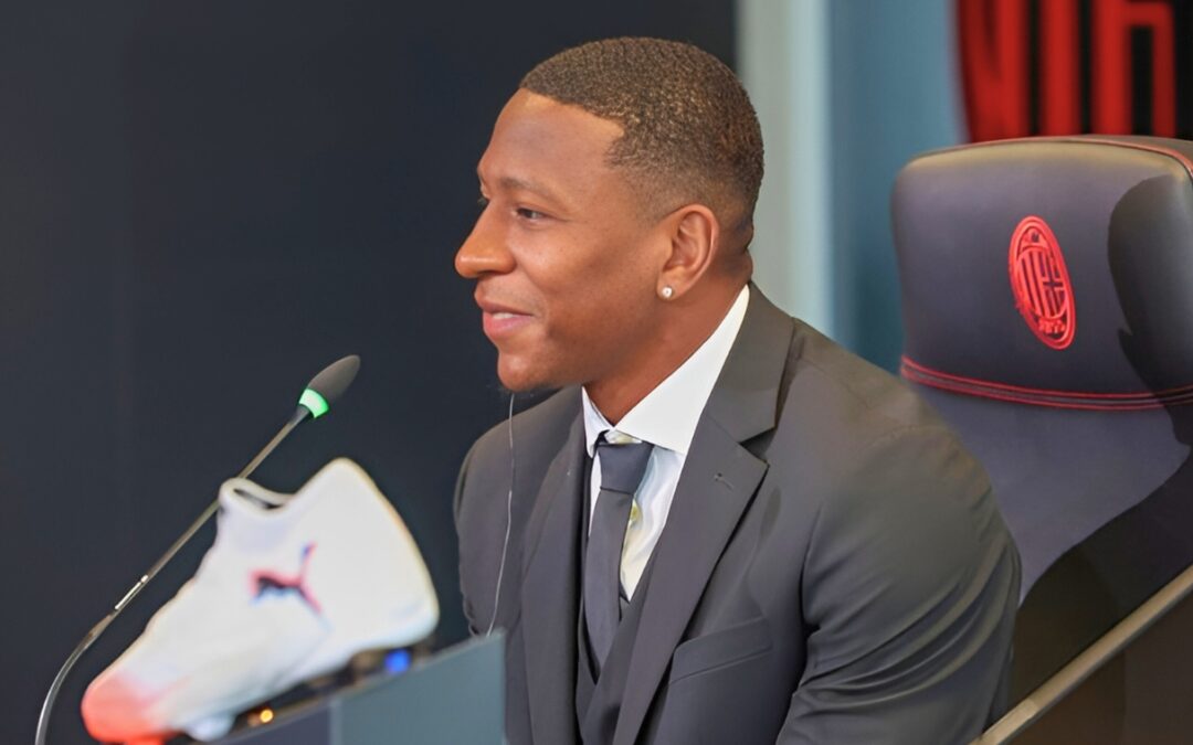 Pervis anda feliz en Milán