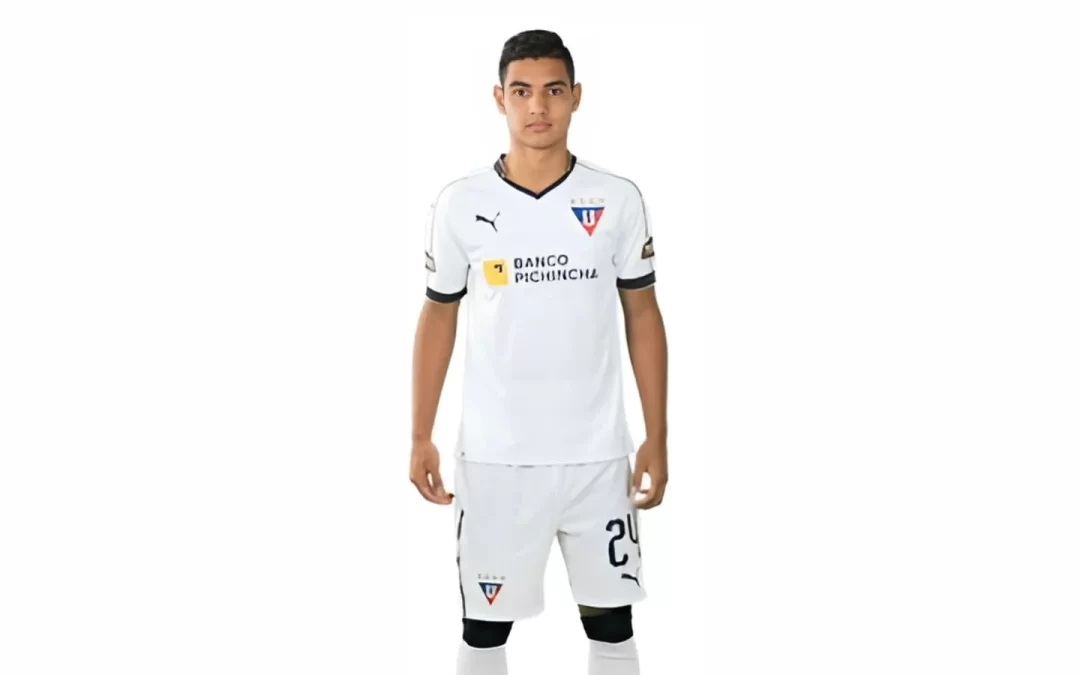 Kevin Minda a defender la casa de la U