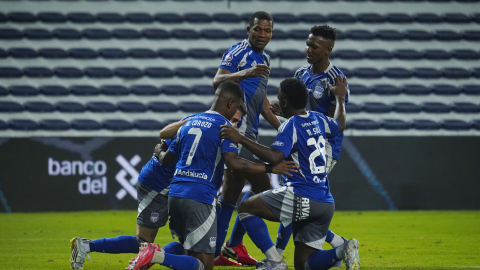Emelec no baja los brazos y quiere final de Copa