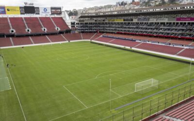 Homenaje en vida al constructor de la casa de LDU