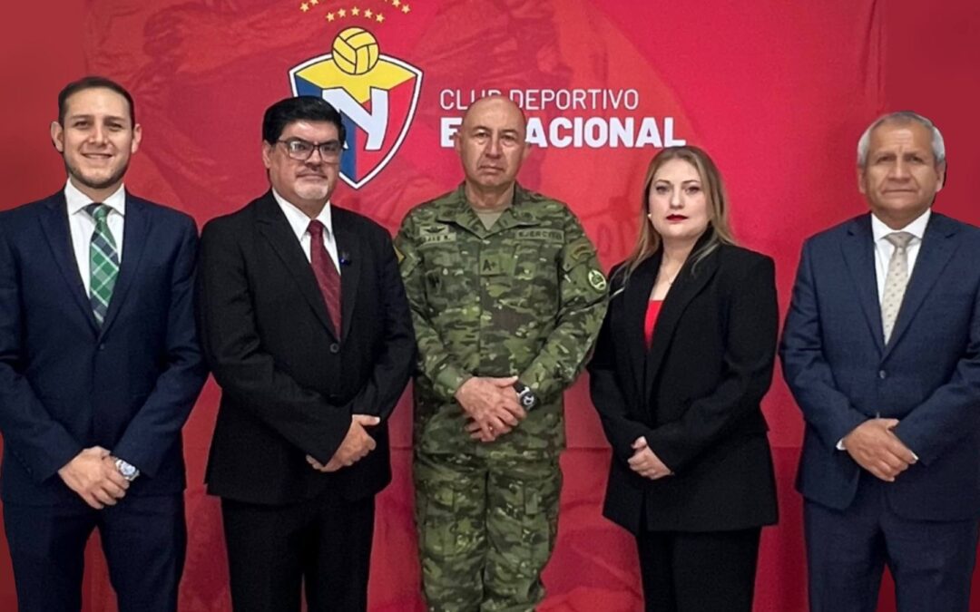 El GRAL. Cajas «quiere sacarle de la caja al Nachito»