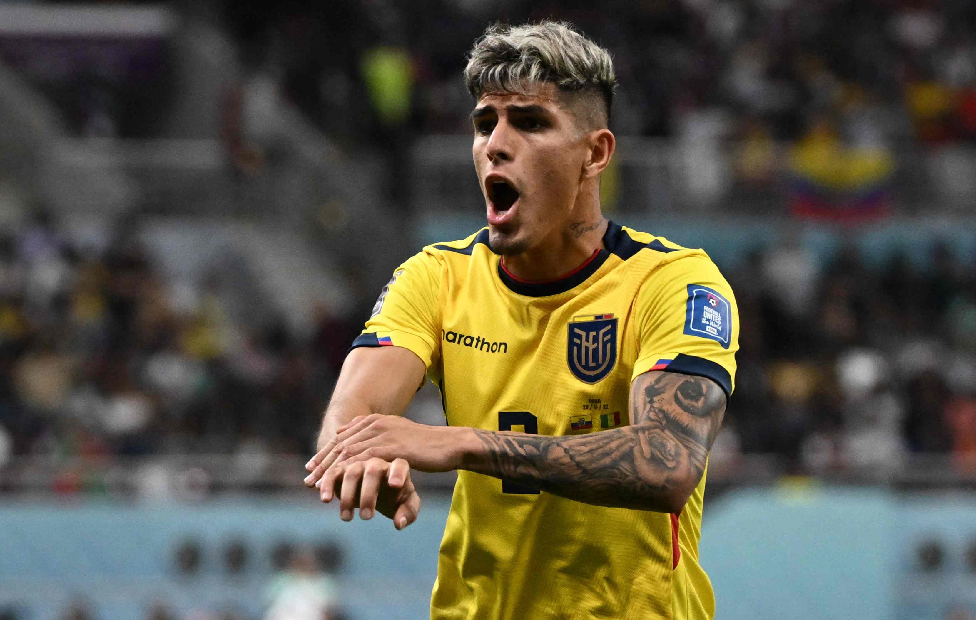 Pierito y sus confesiones. ¿Qué color le gusta como hincha?