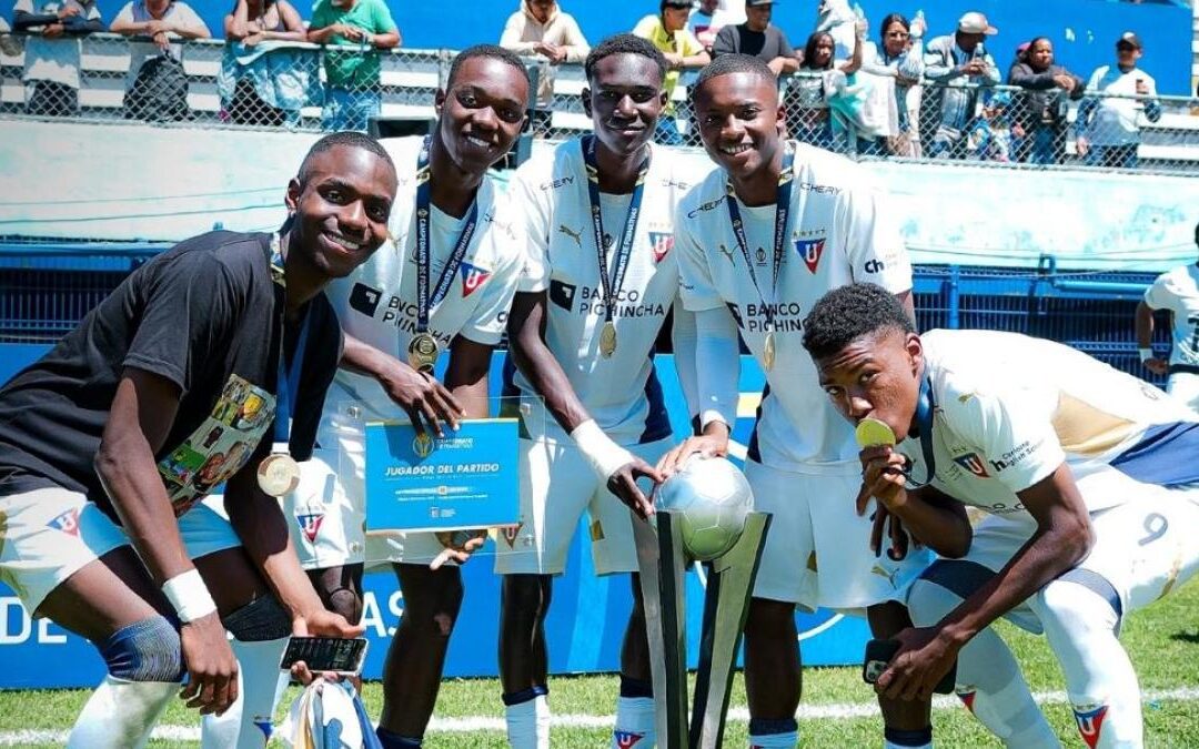 «Los guambras albos quieren que la copa se quede en casa»