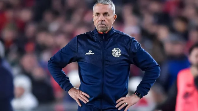 El profe Álvarez en lides coperas