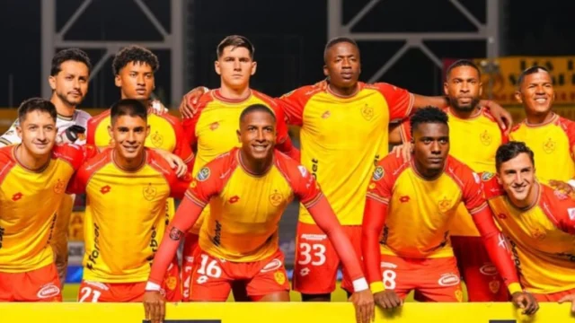 «El Papá Aucas libre de deudas y a ver a sus nuevas caras»
