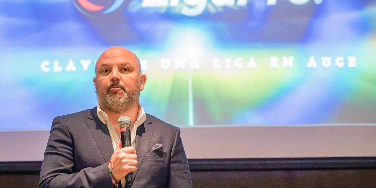 LOOR RESPONDE AL DOC ÁLVAREZ DEFENDIENDO EL PRODUCTO