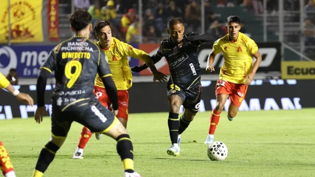 «EL ÍDOLO VOLVIÓ A RESPIRAR CON TREMENDA GOLEADA»